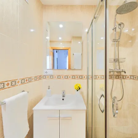 A 100 Metros Playa Y Plaza Constitucion Apartment Fuengirola