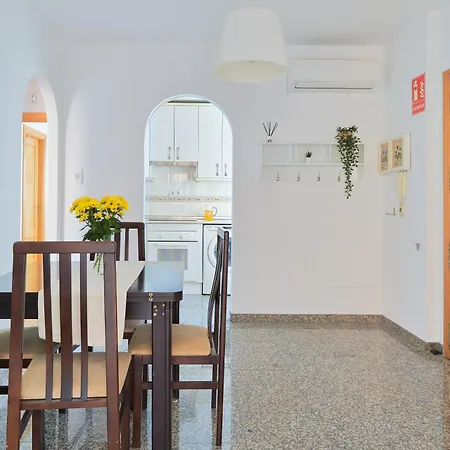 A 100 Metros Playa Y Plaza Constitucion Apartment Fuengirola