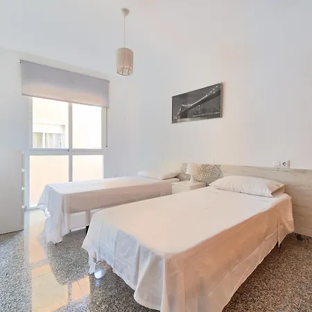 A 100 Metros Playa Y Plaza Constitucion Apartment Fuengirola